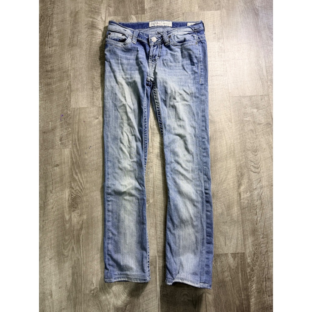 BKE Payton Low Rise Straight Leg Jeans 26R Medium Wash Distressed Denim